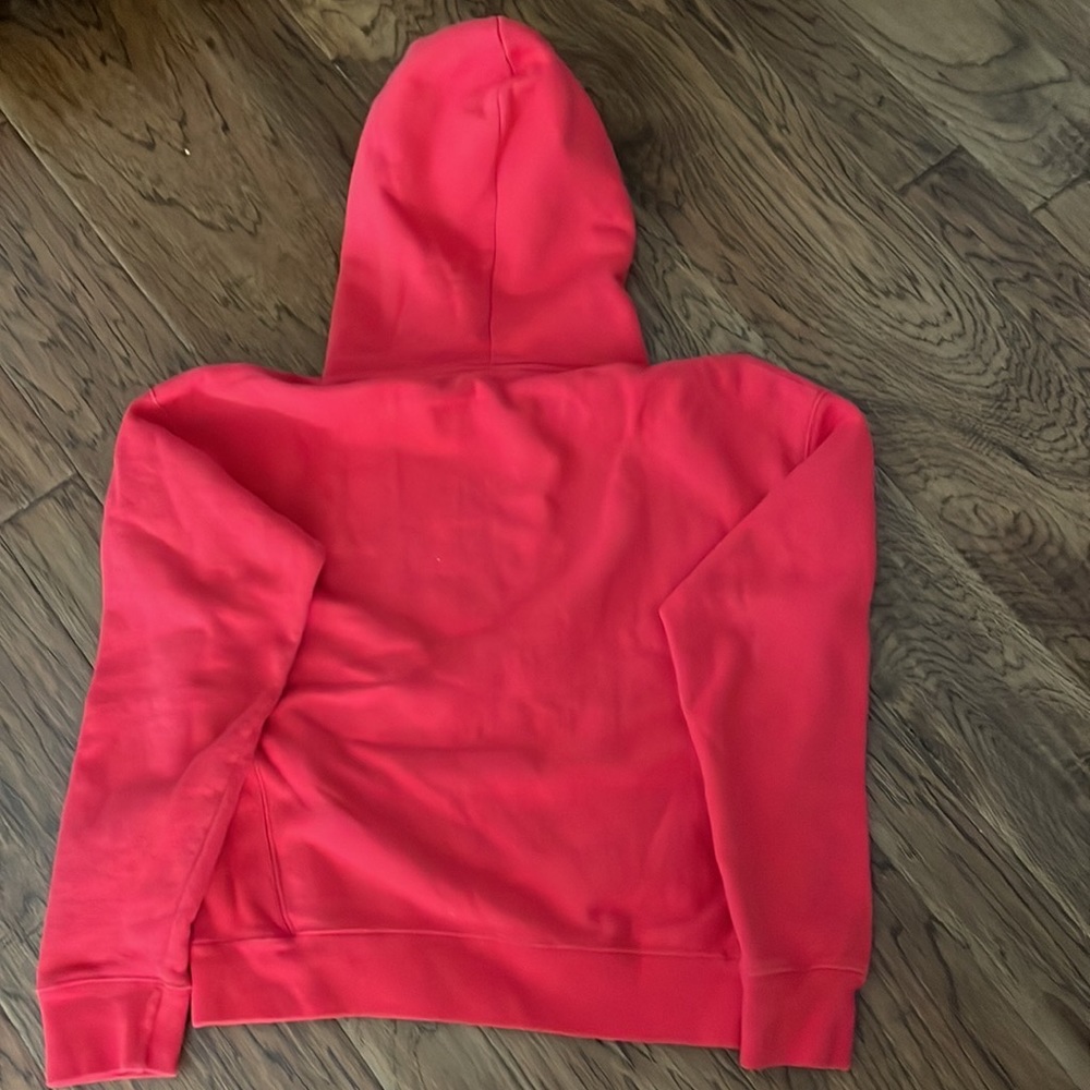 Champion - Picture 2 of 6